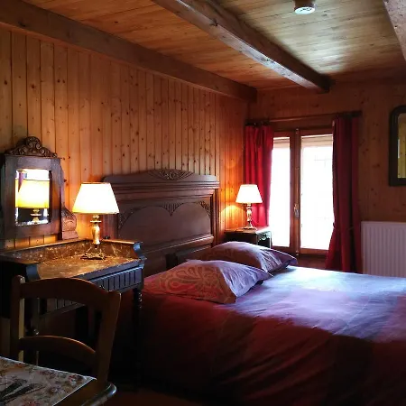 Alojamento de Acomodação e Pequeno-almoço Chambres D'hotes Ferme Le Scarupt La Margottelle *