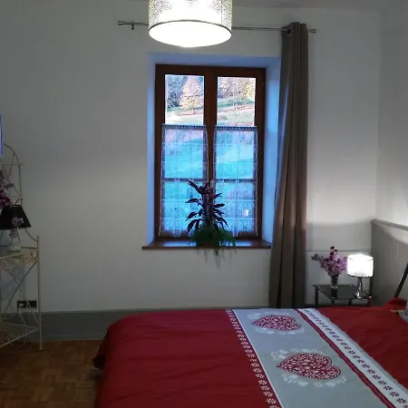 Alojamento de Acomodação e Pequeno-almoço Chambres D'hotes Ferme Le Scarupt La Margottelle *