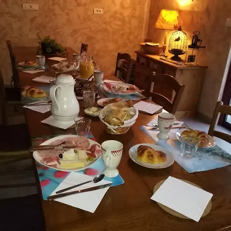Chambres D'hotes Ferme Le Scarupt La Margottelle Alojamento de Acomodação e Pequeno-almoço Fraize